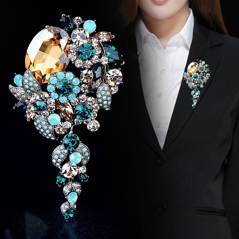 floral crystal brooch for women