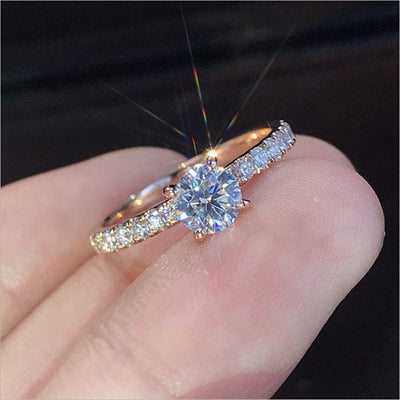Gemstone Wedding Ring Beauty 💍