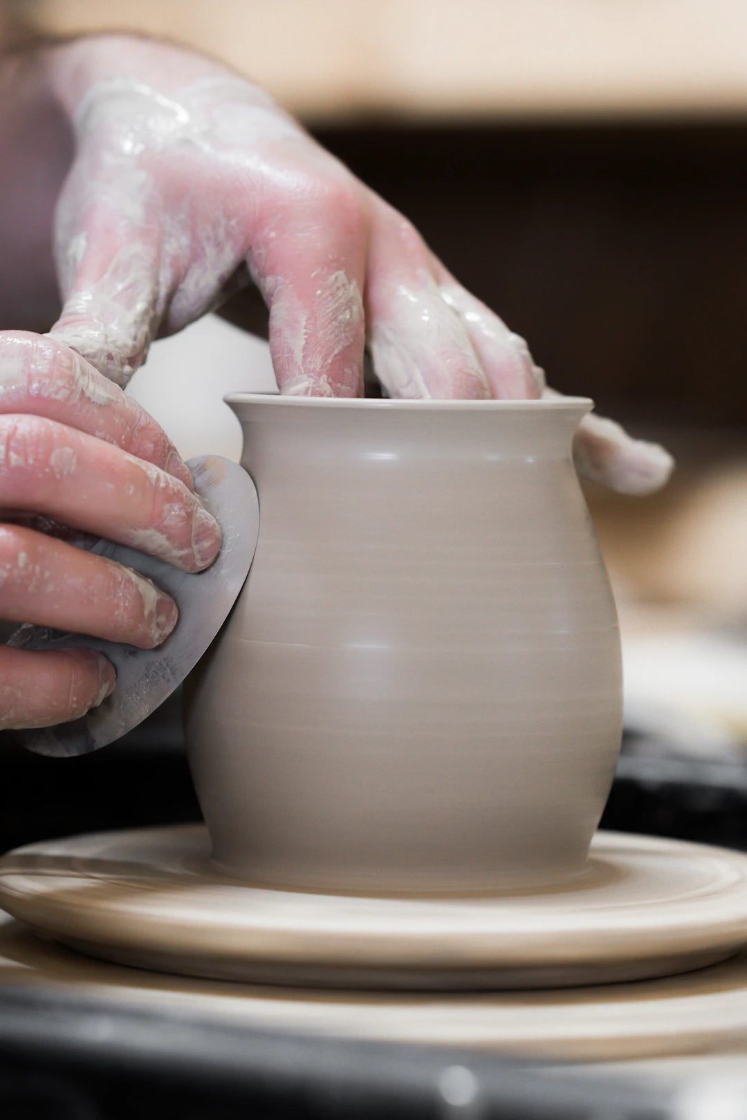 Craftsmanship in Jewelry Handmade vs. Mass-Produced