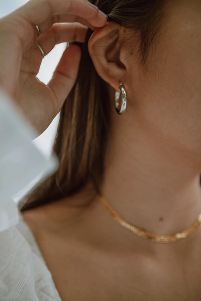 The Hidden Power of Adornment: Exploring the Psychological Impact of Wearing Jewelry