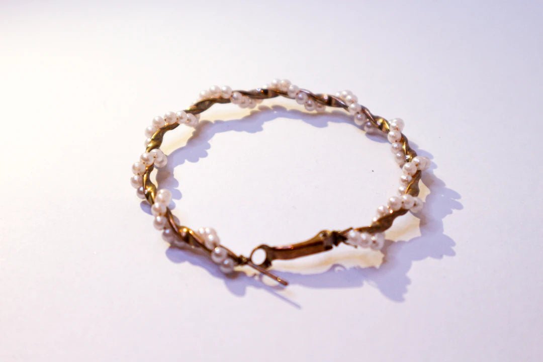 The Art of Layering: How to Stack Bracelets for a Unique Look