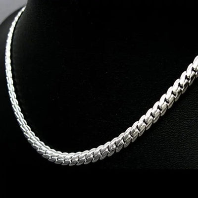 close up view of the 925 sterling silver mens chain