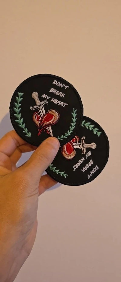 ☠️10–50pcs Skull & Punk Iron-On Patches – Mixed Embroidered Appliques for Jackets, Bags & DIY Clothing Repair