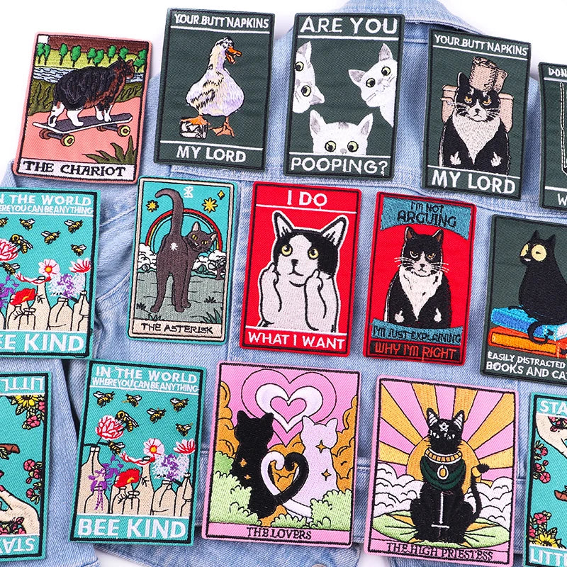🃏 Tarot Cat Patch — Funny Iron-On Embroidered Badge