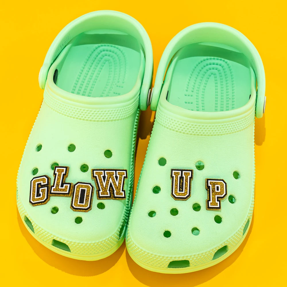 🔠Gold Glitter Alphabet Shoe Charms – 26PCS A–Z PVC Letters for Clogs, Bags & Wristbands