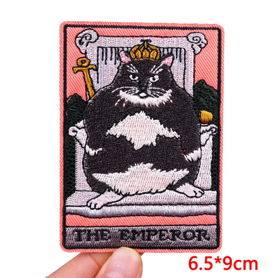 🃏 Tarot Cat Patch — Funny Iron-On Embroidered Badge