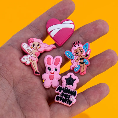 🌈50pcs Karol G Shoe Charms – Mermaids, Hearts, Butterflies & “Mañana Será Bonito” Icons for Clogs