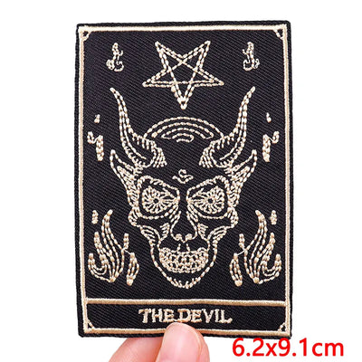 🃏 Tarot Cat Patch — Funny Iron-On Embroidered Badge