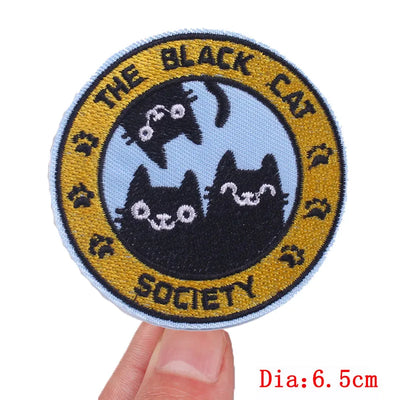 🃏 Tarot Cat Patch — Funny Iron-On Embroidered Badge