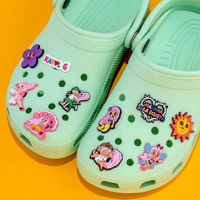 🌈50pcs Karol G Shoe Charms – Mermaids, Hearts, Butterflies & “Mañana Será Bonito” Icons for Clogs