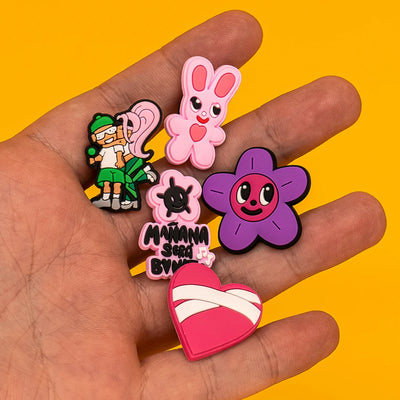 🌈50pcs Karol G Shoe Charms – Mermaids, Hearts, Butterflies & “Mañana Será Bonito” Icons for Clogs