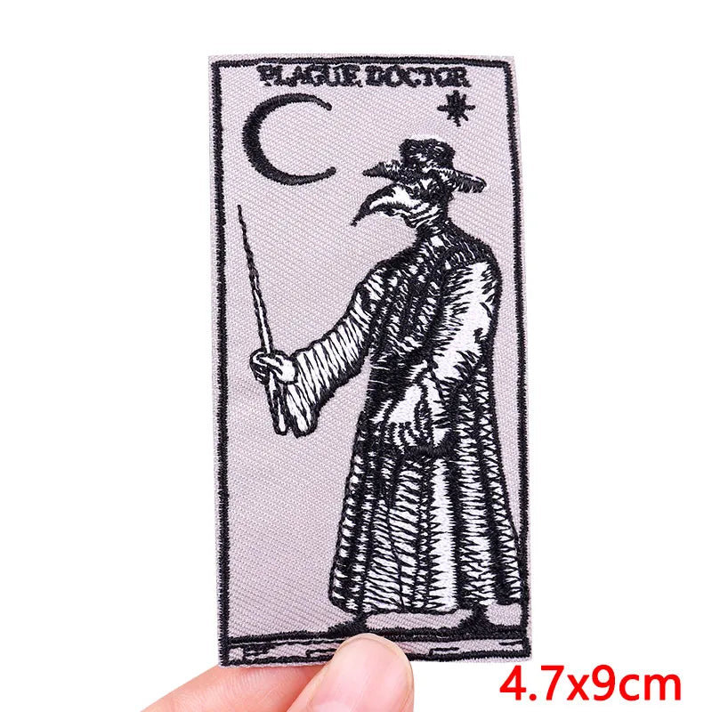 🃏 Tarot Cat Patch — Funny Iron-On Embroidered Badge