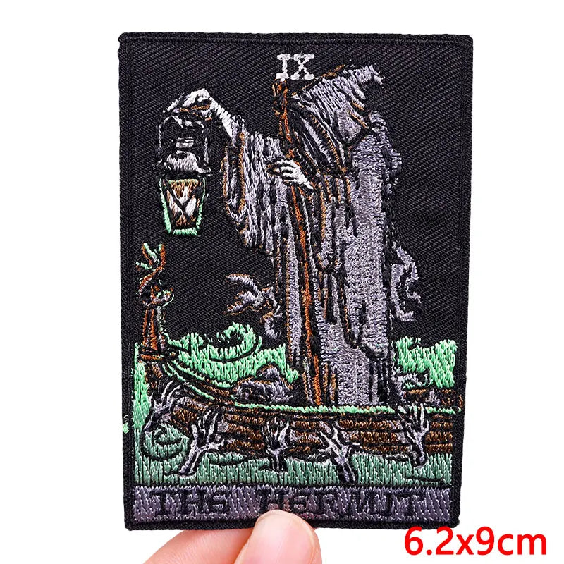 🃏 Tarot Cat Patch — Funny Iron-On Embroidered Badge