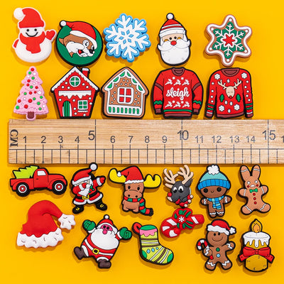 🎄Christmas Shoe Charms – 10/20/50/100PCS Random Holiday PVC Clog Accessories for Kids & Adults