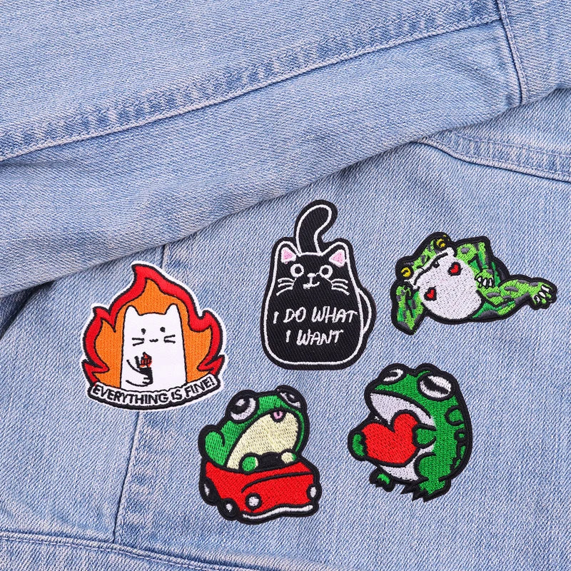 🦖 Funny Animal Patch — Cat, Frog, Dino & Duck Iron-On