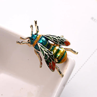 🌟 Alloy Oil Honey Bee Brooch Pin - Buzz with Style 🌟