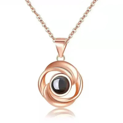 🌸 Customized Projection Necklace: Capture Your Treasured Moments 🌸