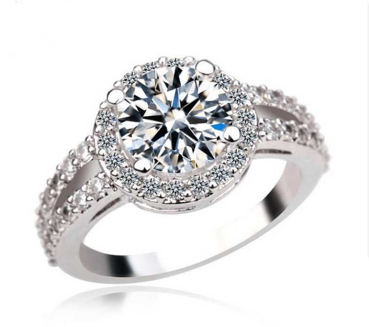 Firestone Diamond Lady Ring: Dazzle &amp; Elegance Combined 🌟