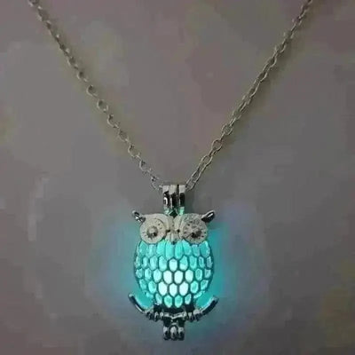 🌙 Glow-in-the-Dark Owl Hollowed-Out Necklace 🦉