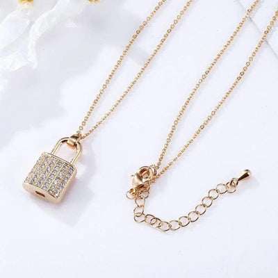 BROOCHITON Necklaces Gold Exquisite Love Lock Luxury Necklaces close up view