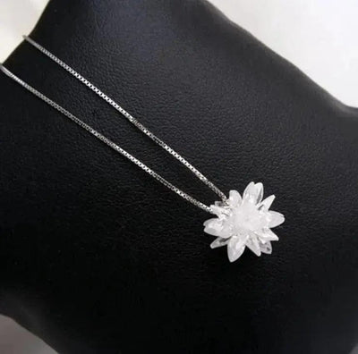 BROOCHITON Necklaces White Korean Snowflake Necklace