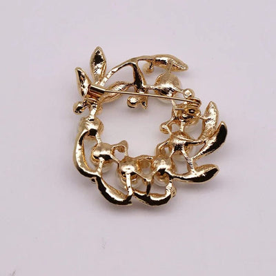 BROOCHITON Brooches 🌟 Korean Style Rhinestone Pearl Brooch - Timeless Elegance in Fashion 🌟