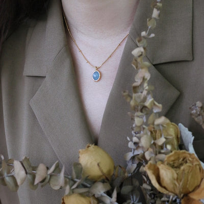 Niche Light Luxury Oval Necklace - Elegance Redefined ✨