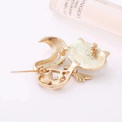 BROOCHITON Brooches Golden Fashionable Personality Cute Cat Brooch back view
