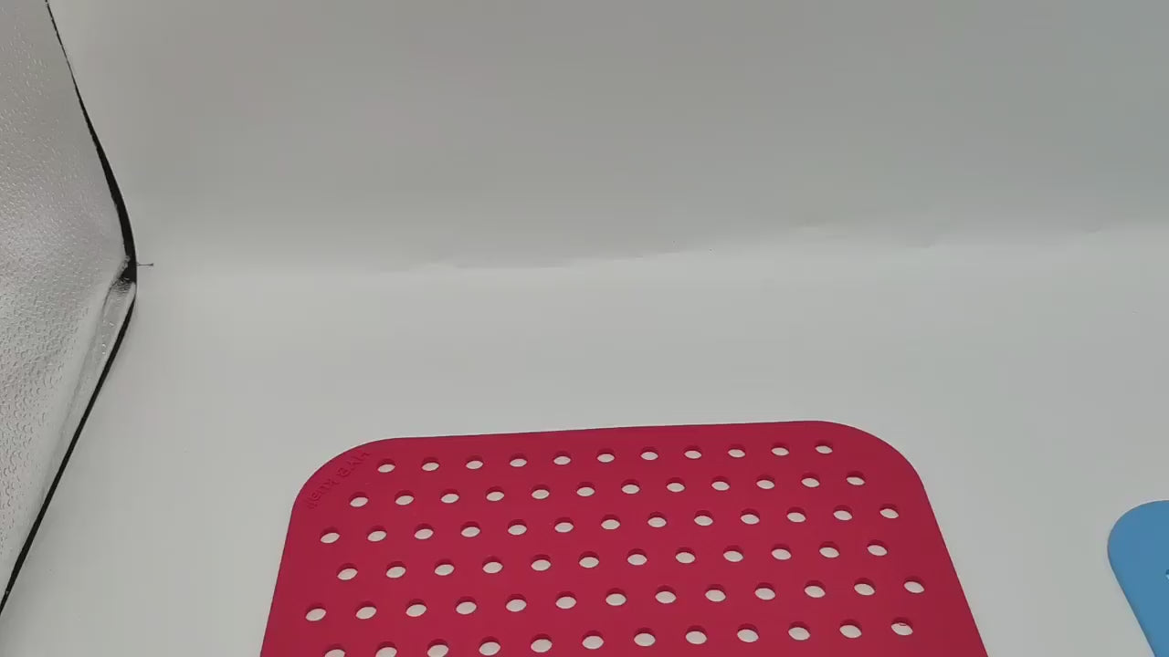 video demonstrating the shoe charms Display Boards