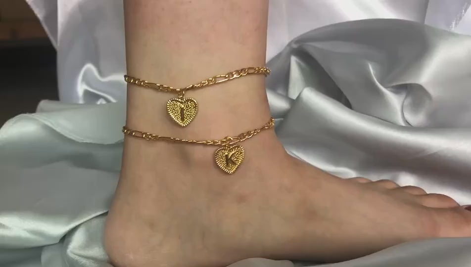 💛 Gold Initial Heart Anklet – Personalized Letter Pendant Chain Bracelet