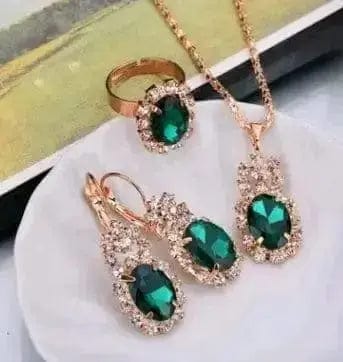 BROOCHITON Necklaces Elliptical green / 4 Rhinestones Necklace/Earrings/Rings Jewelry Set