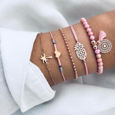 Shine with a Unique Stack Bracelet Set! 🌟