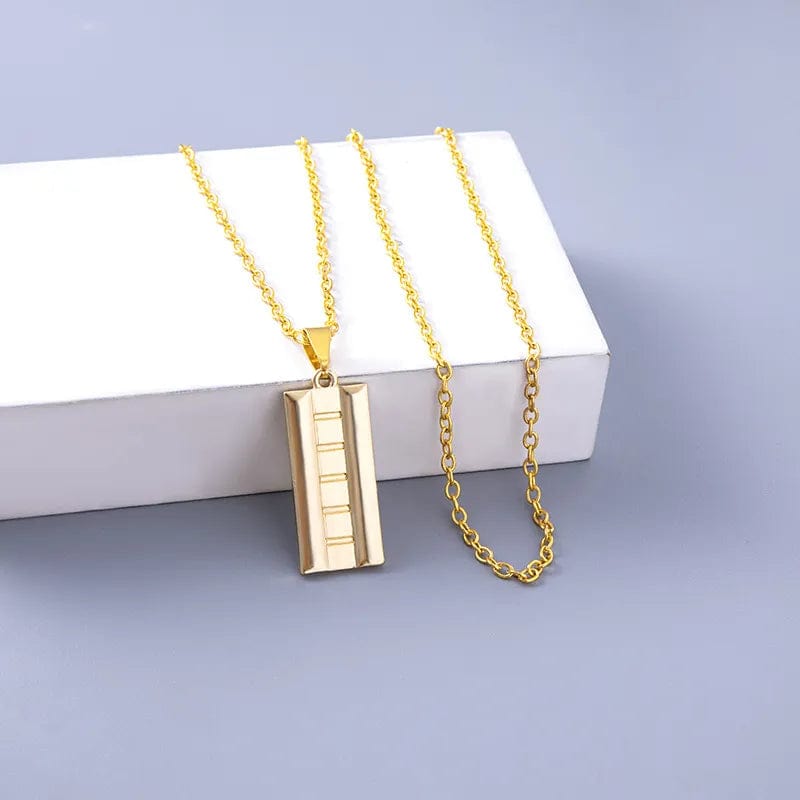 Gold Bar Chain Necklace in Gold