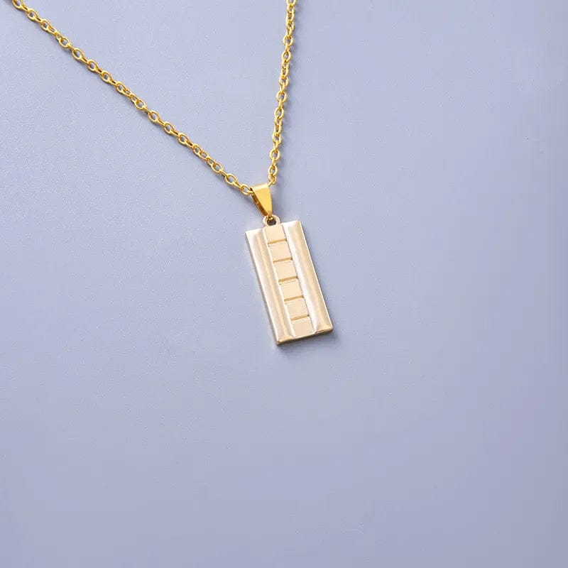 Necklace in Gold