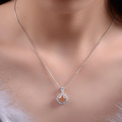 BROOCHITON Necklaces Shop Ice Flower Cut Pendant - A Stunning Piece of Jewelry for Your Collection