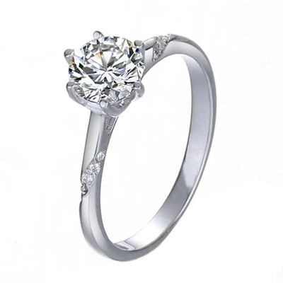 Unveil Elegance: The Six Claw Diamond Masterpiece 💍