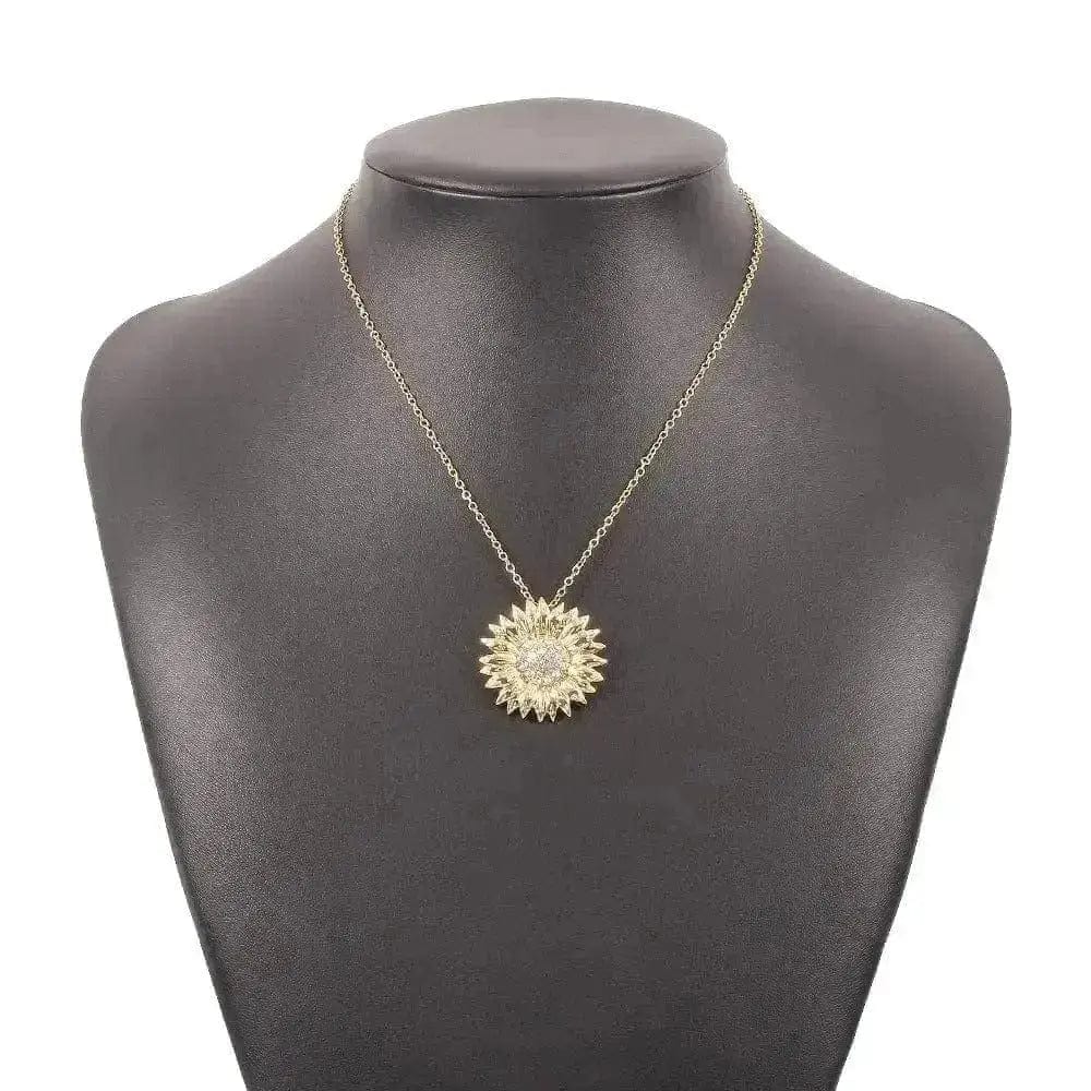 Women's Flower Geometric Retro Clavicle Chain: Where Style Meets Grace 🌸