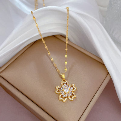 🌟 Young Luxury Flower Diamond Necklace: Dazzle in Floral Glamour 🌟