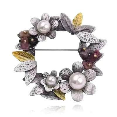 BROOCHITON Brooches 1PC Classic Vintage Christmas Wreath Brooch