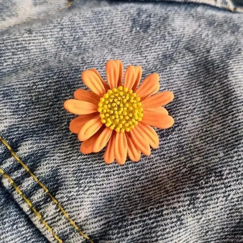 BROOCHITON Brooches Orange Red Daisy Flowers Brooch on a jeans