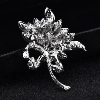 BROOCHITON Brooches Flower Shaped Diamond Brooch Pin