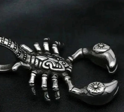 BROOCHITON jewelry Magic Scorpion Pendant Necklace