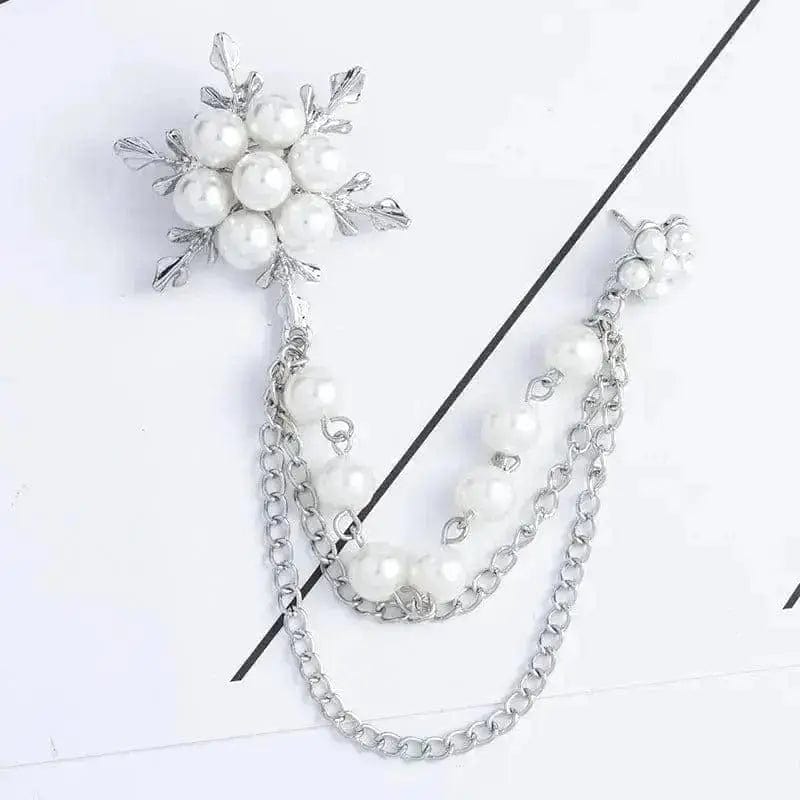 BROOCHITON Brooches Silver Snowflake Brooch With Chain